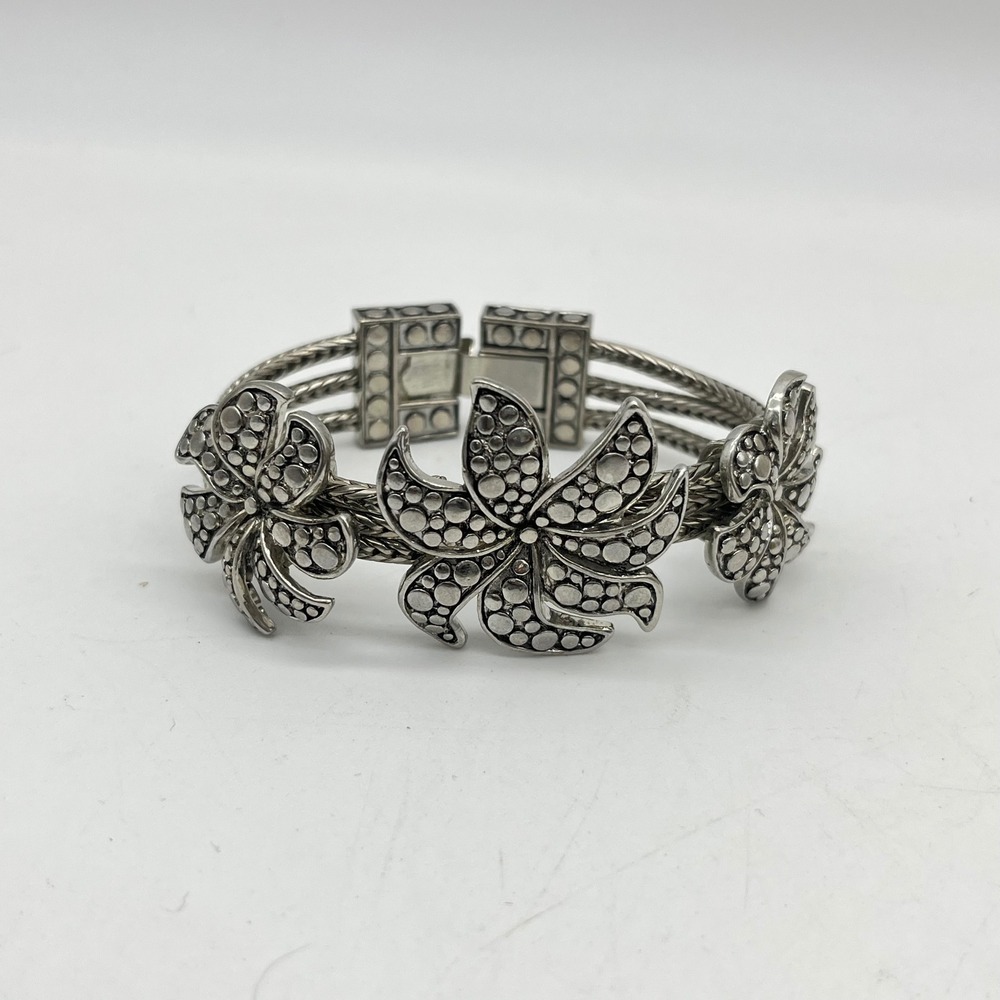 Silver Tone Triple Strand Wheat Chain Floral Dotted Texture Bracelet 7.5in